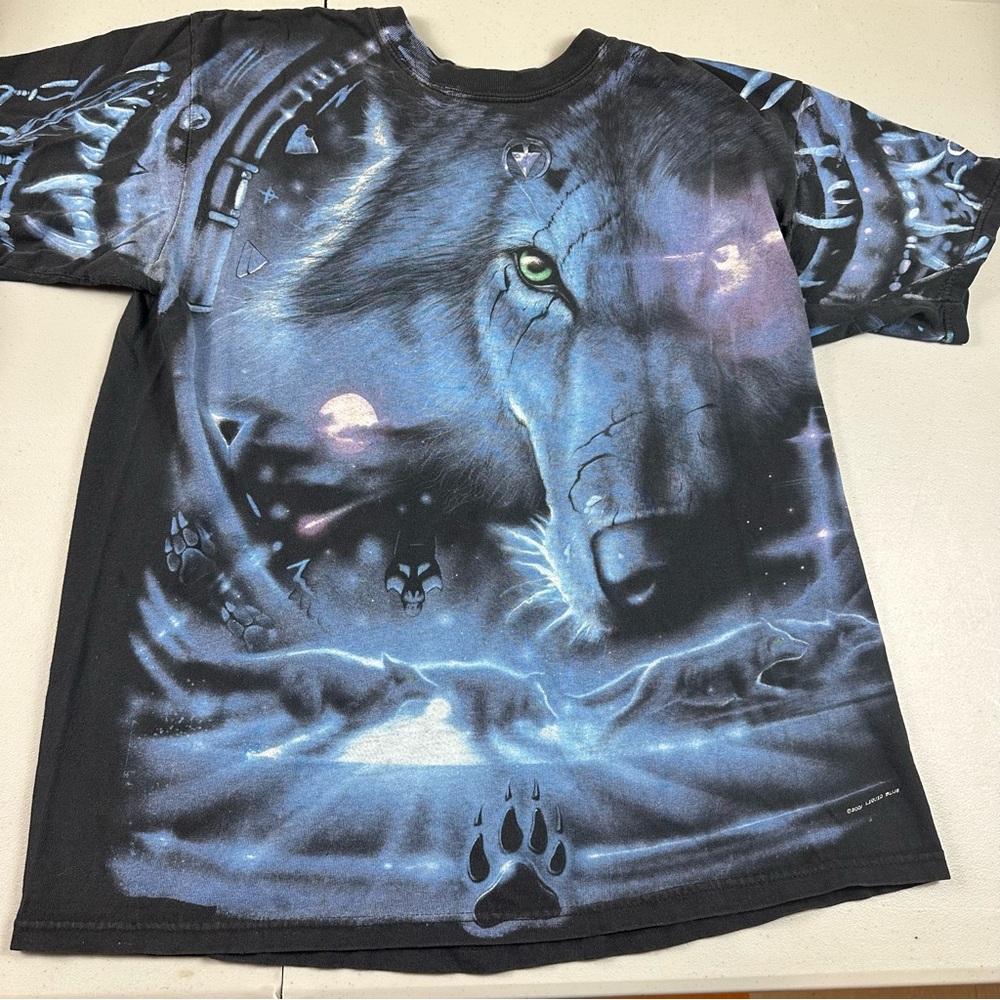 Liquid Blue Wolf T Shirt Size Large Graphic Wolves Dreamcatcher